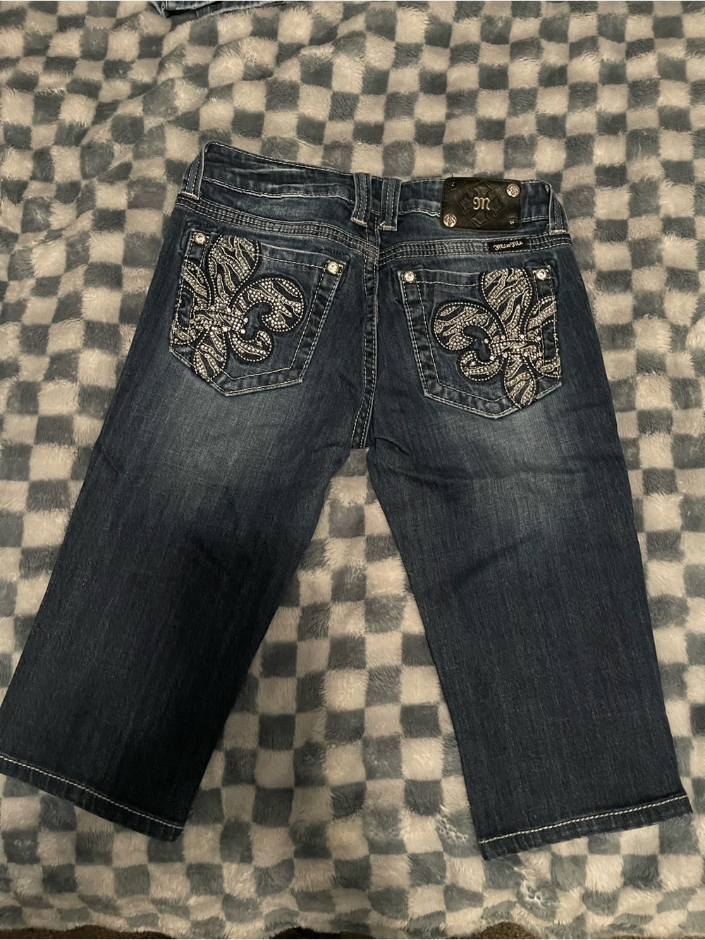 Miss Me Dark Indigo Embroidered Waistband Denim Shorts - Picture 4 of 4